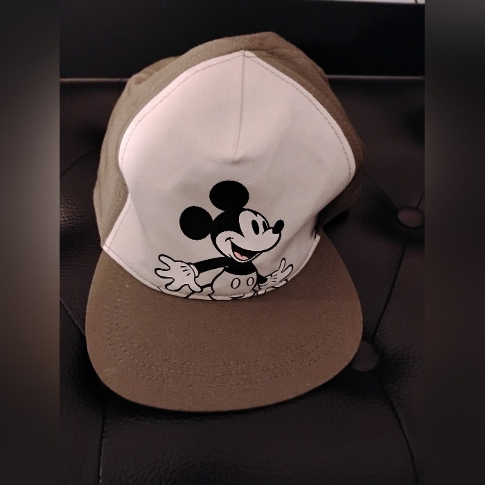 DISNEY H&M Mickey Mouse Kids Cap - White and Greenish Brown 18M/2T